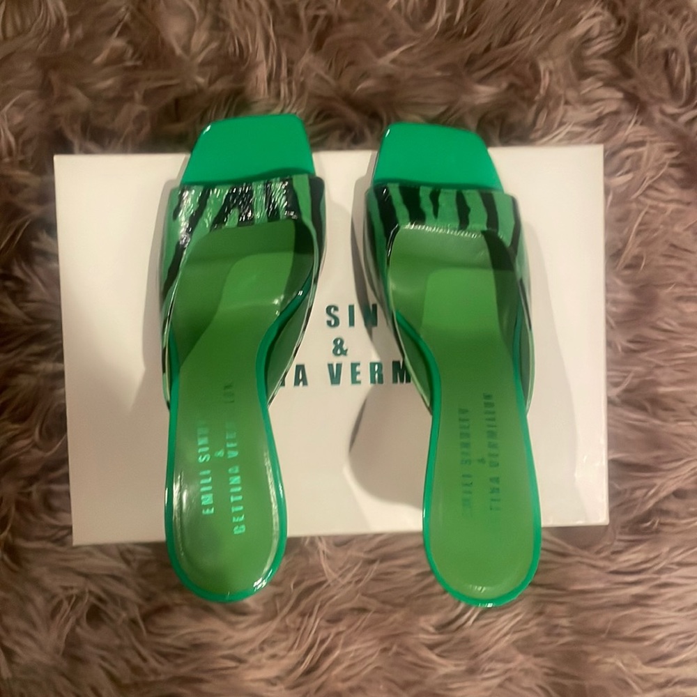 Emili sindlev & Bettina vermillion size 39. Worn 2x